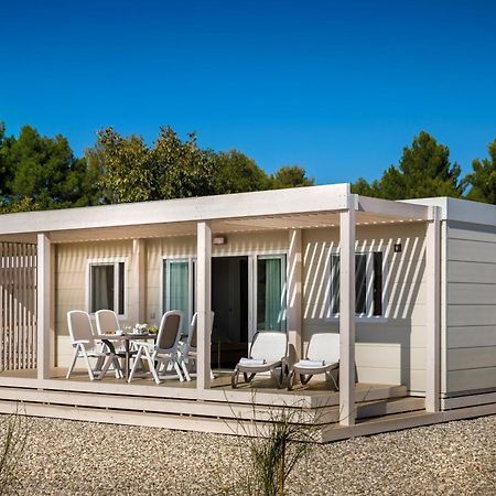 Maistra Camping Valkanela Mobile homes Funtana Esterno foto