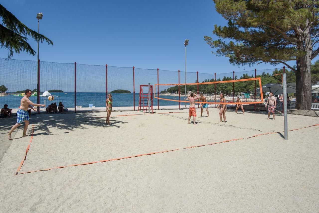 Maistra Camping Valkanela Mobile homes Funtana Esterno foto