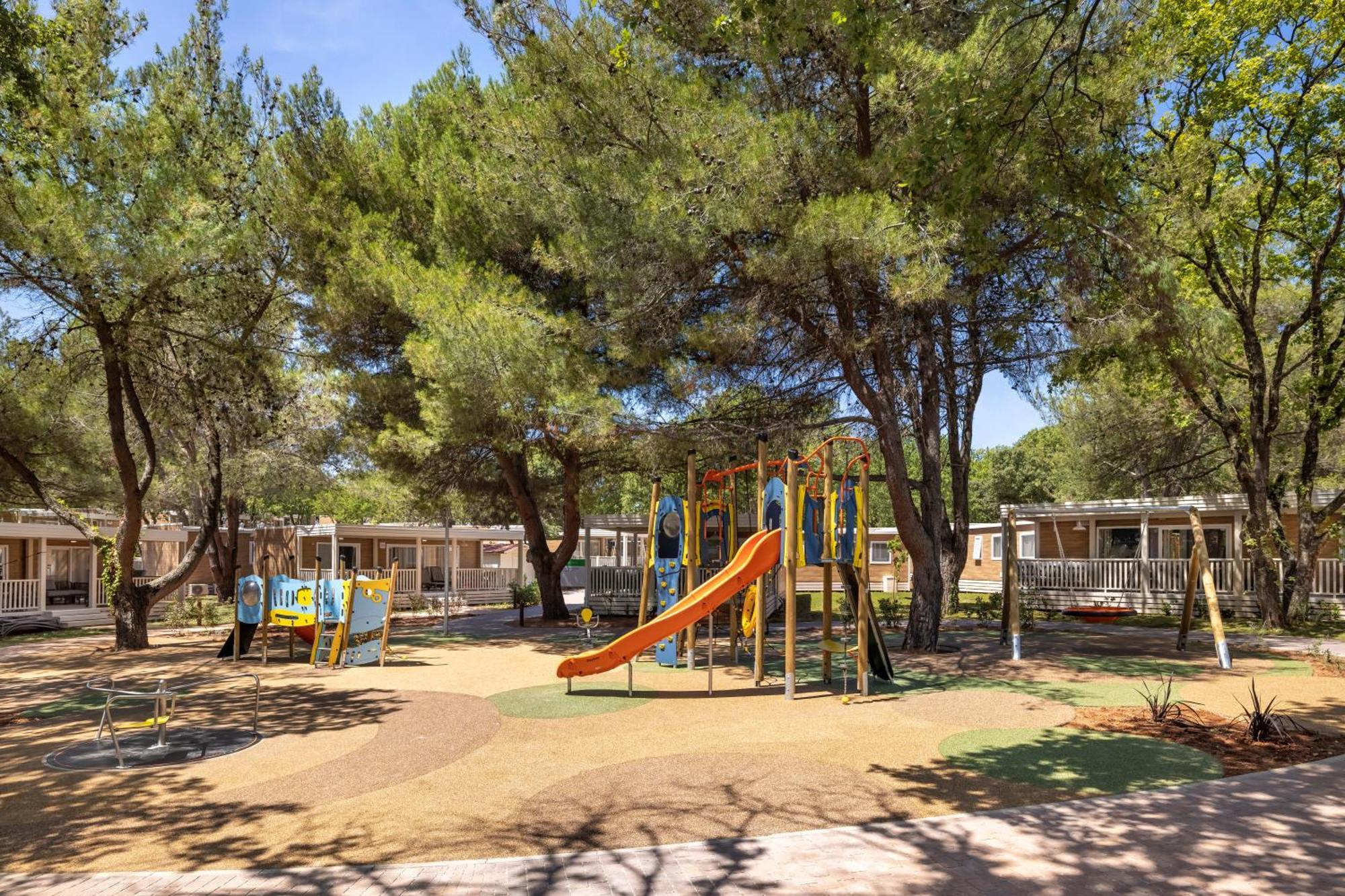 Maistra Camping Valkanela Mobile homes Funtana Esterno foto