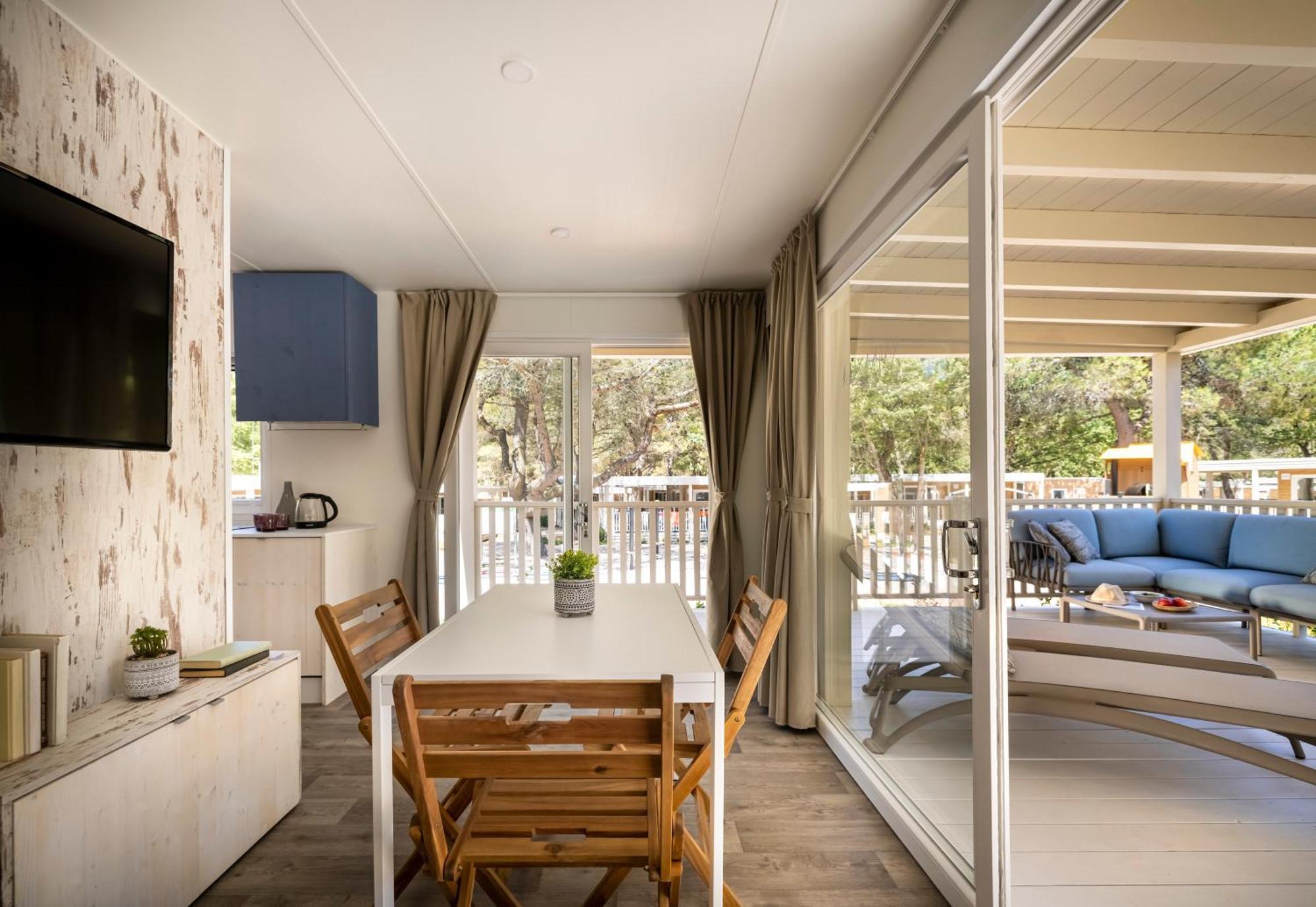 Maistra Camping Valkanela Mobile homes Funtana Esterno foto