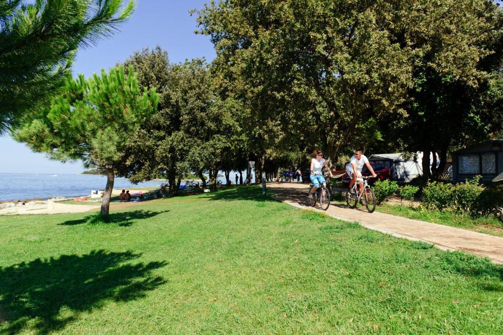 Maistra Camping Valkanela Mobile homes Funtana Esterno foto